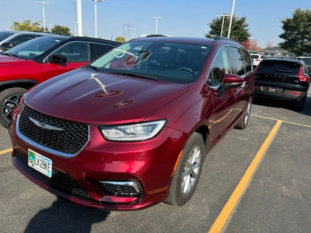 2023 Chrysler Pacifica Touring-L