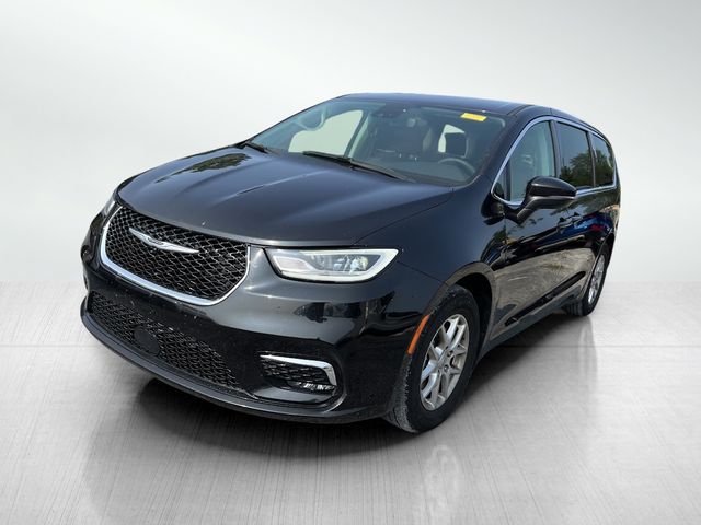 2023 Chrysler Pacifica Touring-L