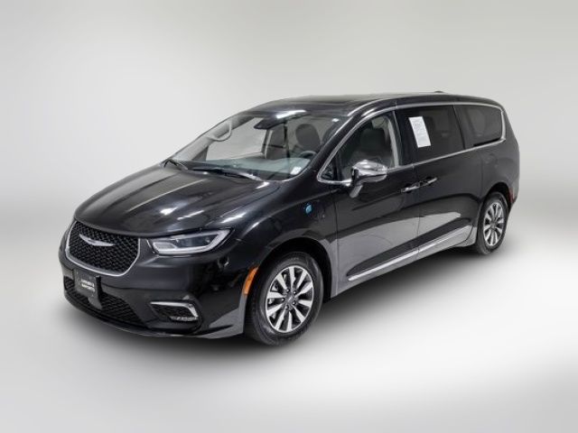 2023 Chrysler Pacifica Hybrid Limited