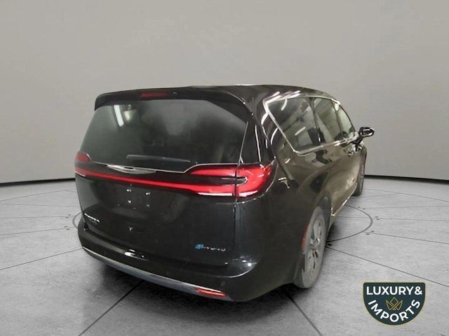 2023 Chrysler Pacifica Hybrid Limited