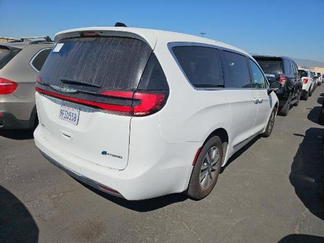 2023 Chrysler Pacifica Hybrid Limited