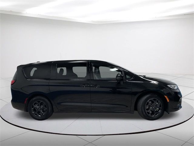 2023 Chrysler Pacifica Hybrid Limited