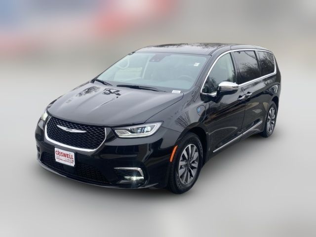 2023 Chrysler Pacifica Hybrid Limited