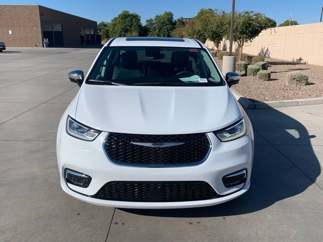 2023 Chrysler Pacifica Hybrid Limited