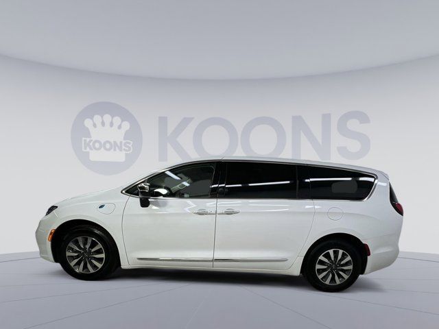 2023 Chrysler Pacifica Hybrid Limited