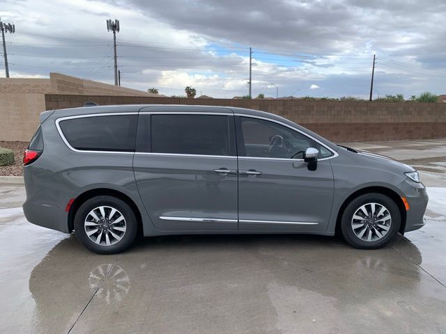 2023 Chrysler Pacifica Hybrid Limited