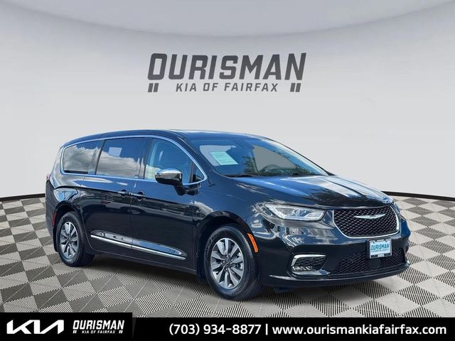 2023 Chrysler Pacifica Hybrid Limited