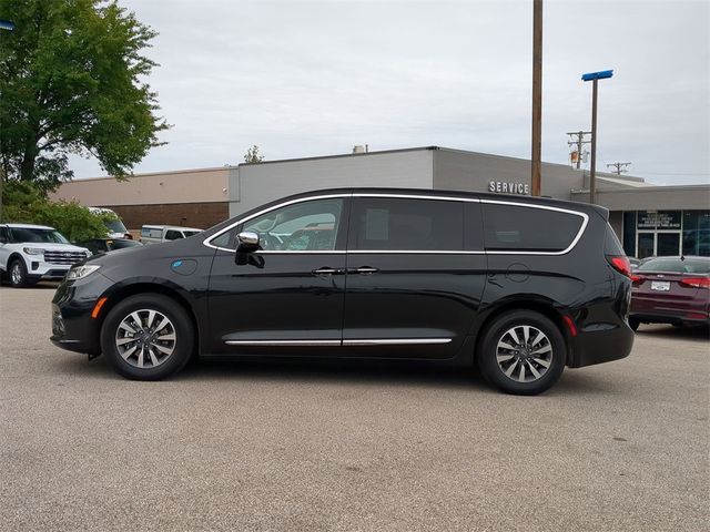 2023 Chrysler Pacifica Hybrid Limited