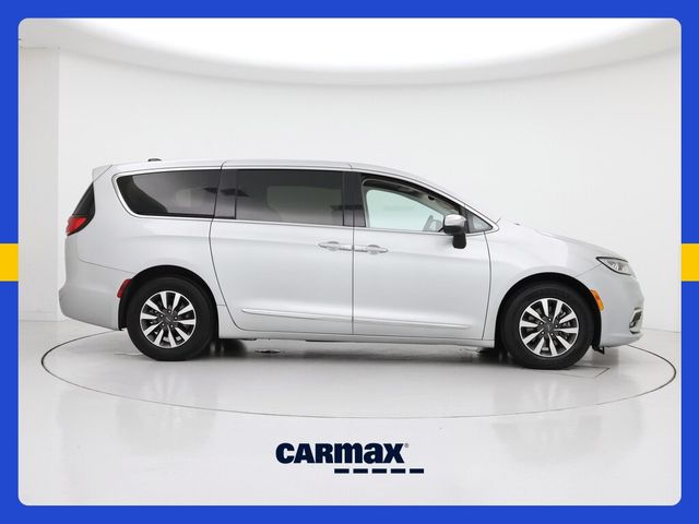 2023 Chrysler Pacifica Hybrid Limited
