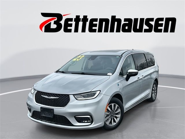 2023 Chrysler Pacifica Hybrid Limited