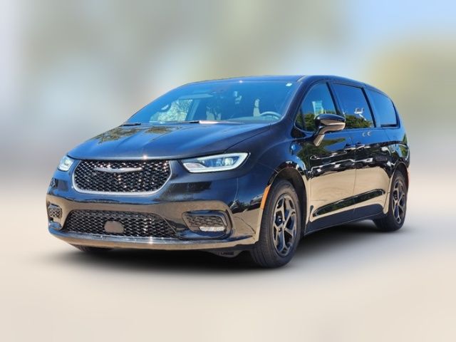 2023 Chrysler Pacifica Hybrid Limited