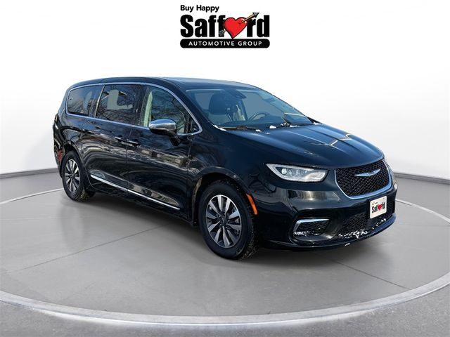 2023 Chrysler Pacifica Hybrid Limited