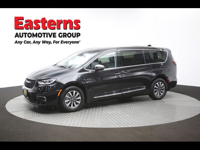 2023 Chrysler Pacifica Hybrid Limited