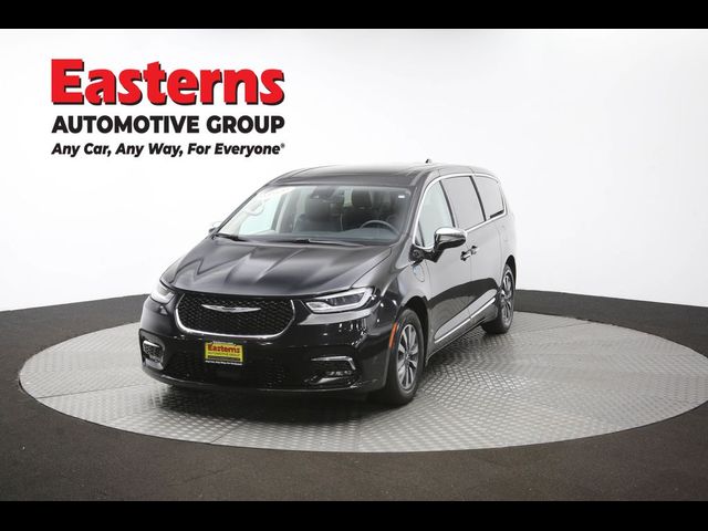 2023 Chrysler Pacifica Hybrid Limited