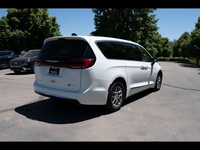 2023 Chrysler Pacifica Hybrid Limited