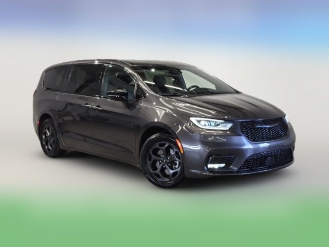 2023 Chrysler Pacifica Hybrid Limited