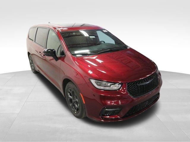 2023 Chrysler Pacifica Hybrid Limited