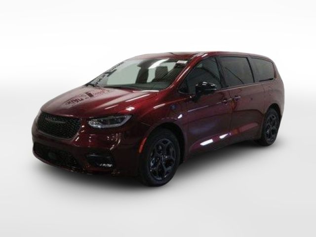 2023 Chrysler Pacifica Hybrid Limited