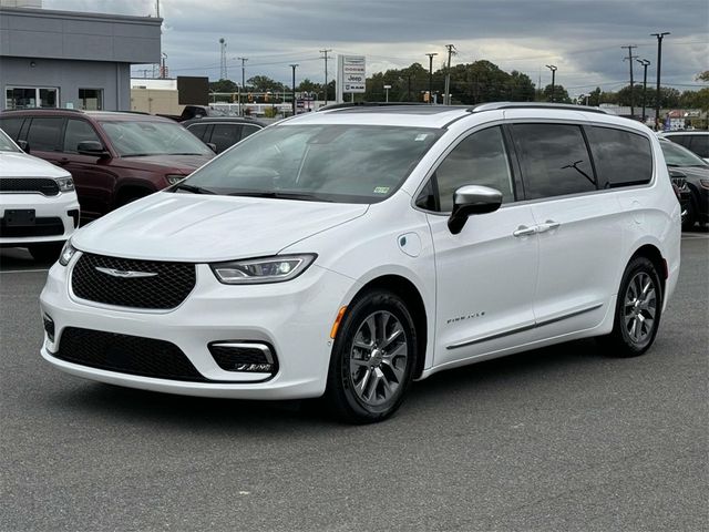 2023 Chrysler Pacifica Hybrid Pinnacle