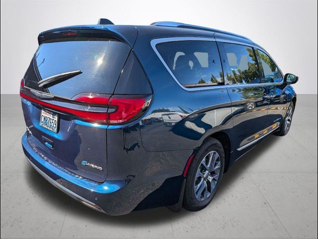 2023 Chrysler Pacifica Hybrid Pinnacle