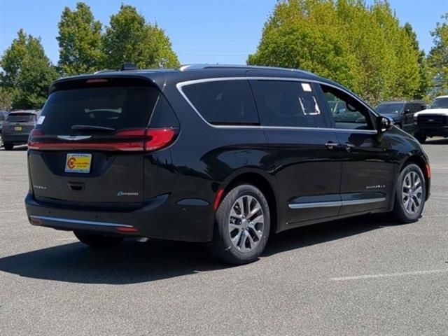 2023 Chrysler Pacifica Hybrid Pinnacle