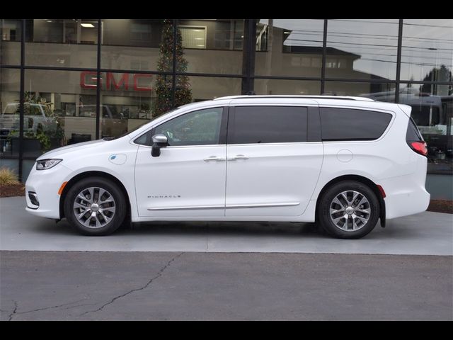 2023 Chrysler Pacifica Hybrid Pinnacle