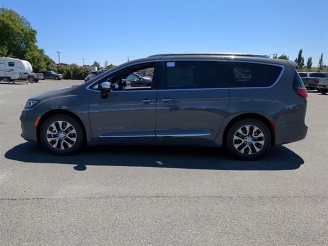 2023 Chrysler Pacifica Hybrid Pinnacle