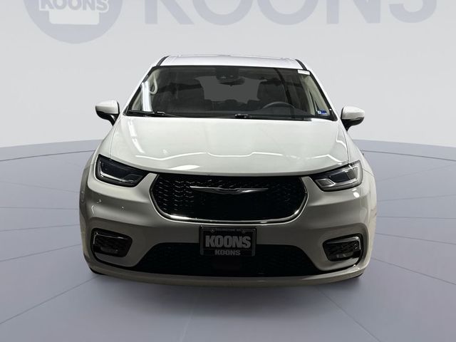 2023 Chrysler Pacifica Hybrid Touring L