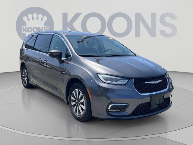 2023 Chrysler Pacifica Hybrid Touring L