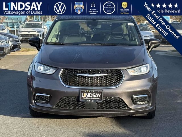 2023 Chrysler Pacifica Hybrid Touring L