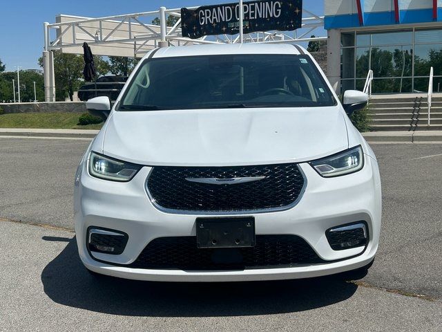2023 Chrysler Pacifica Hybrid Touring L