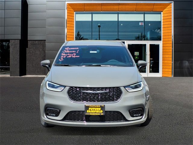 2023 Chrysler Pacifica Hybrid Touring L