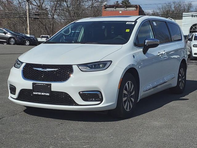 2023 Chrysler Pacifica Hybrid Limited