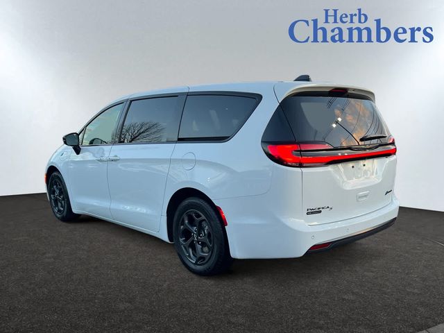 2023 Chrysler Pacifica Hybrid Limited