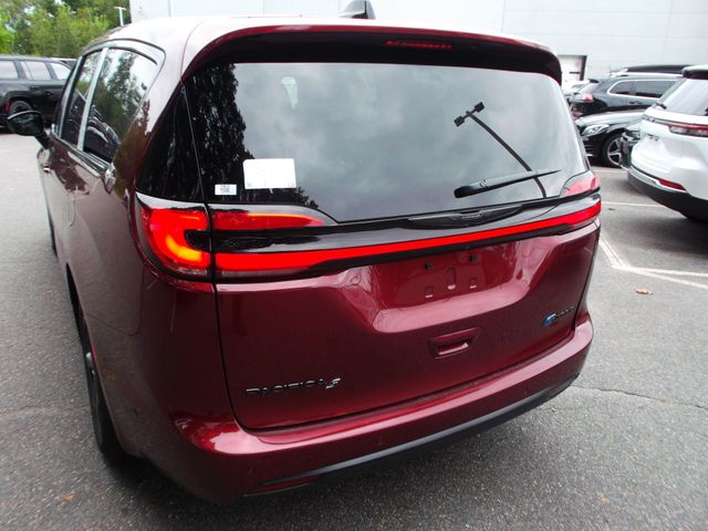 2023 Chrysler Pacifica Hybrid Limited