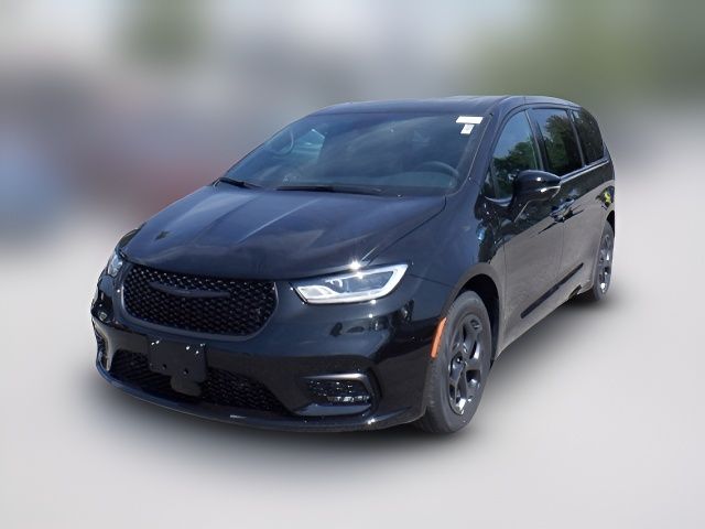 2023 Chrysler Pacifica Hybrid Limited