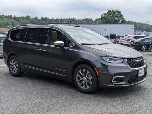 2023 Chrysler Pacifica Hybrid Pinnacle