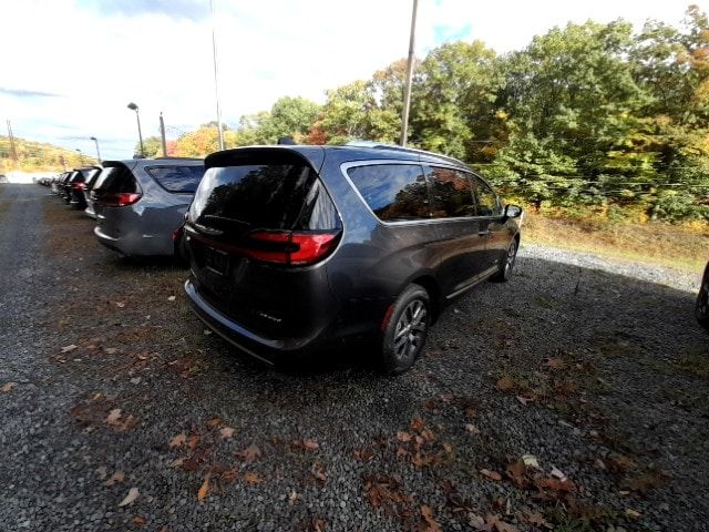 2023 Chrysler Pacifica Hybrid Pinnacle