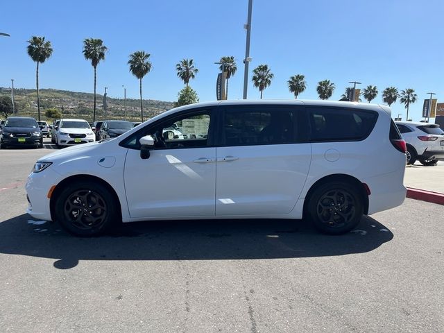 2023 Chrysler Pacifica Hybrid Touring L