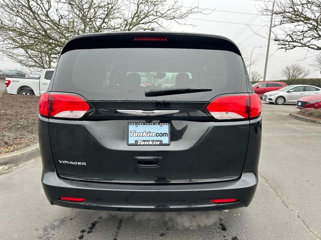 2023 Chrysler Voyager LX