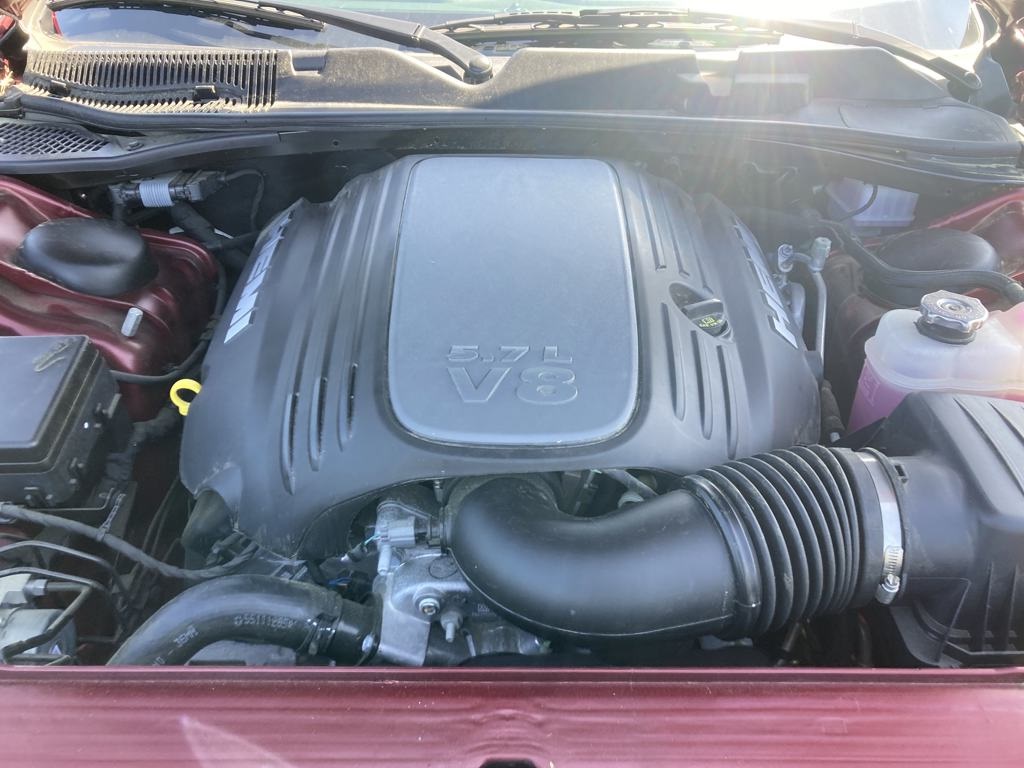 Vehicle image 12 of 28