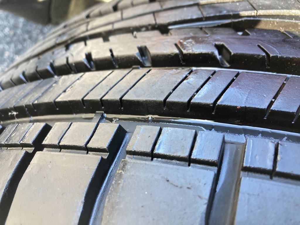 Vehicle image 25 of 28