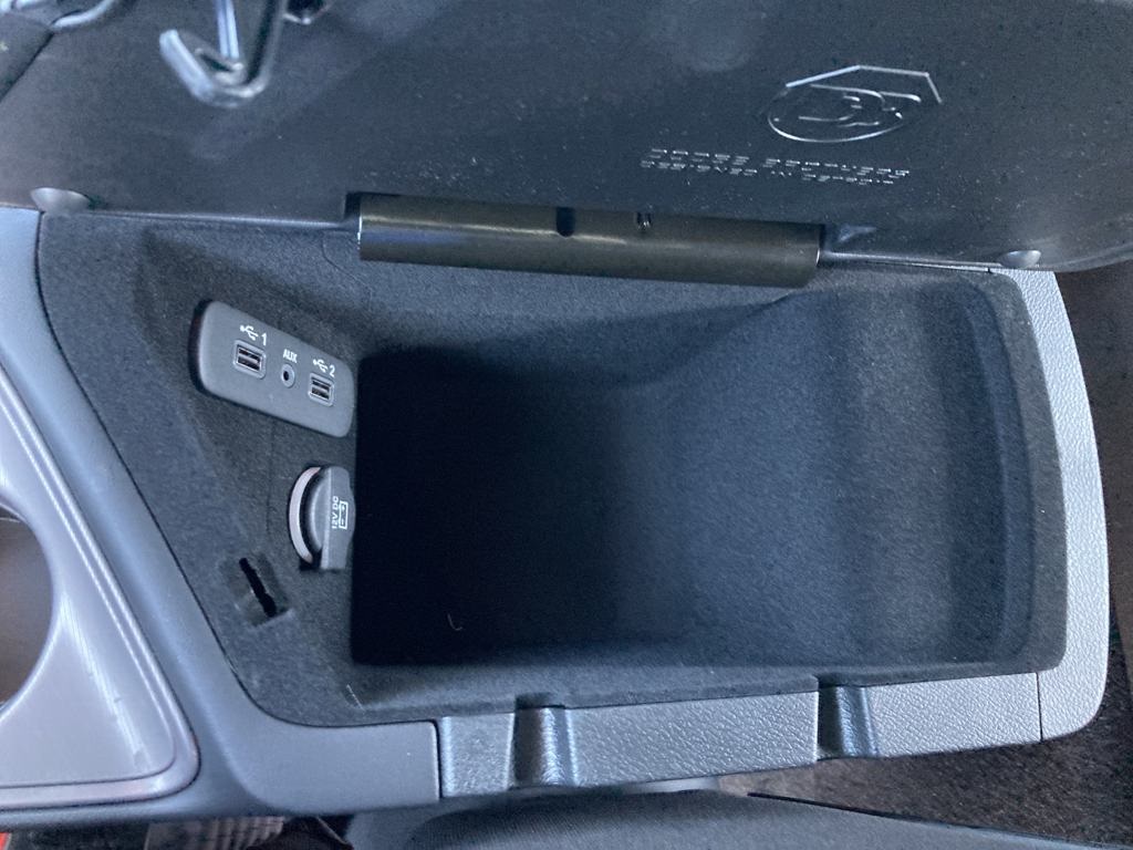 Vehicle image 23 of 28