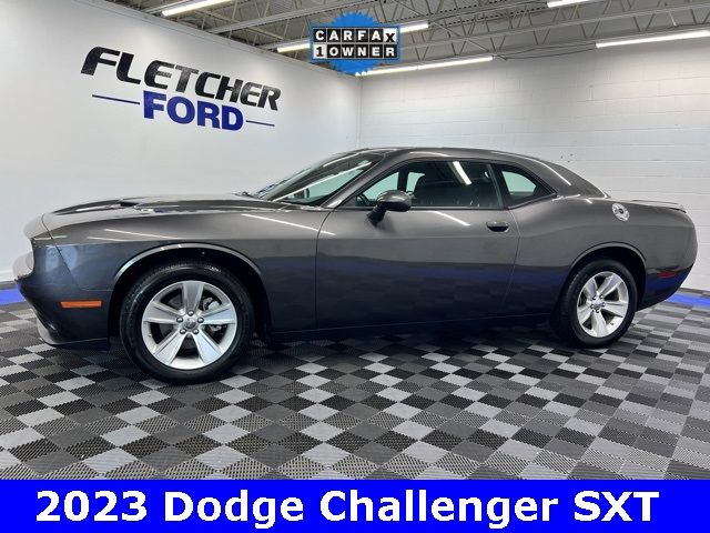 2023 Dodge Challenger SXT