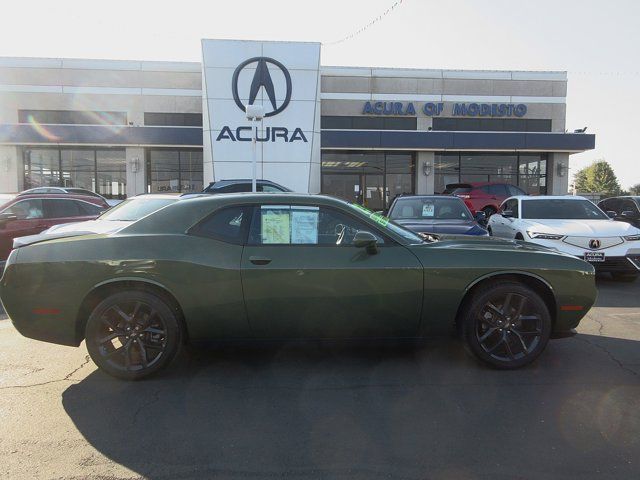 2023 Dodge Challenger SXT