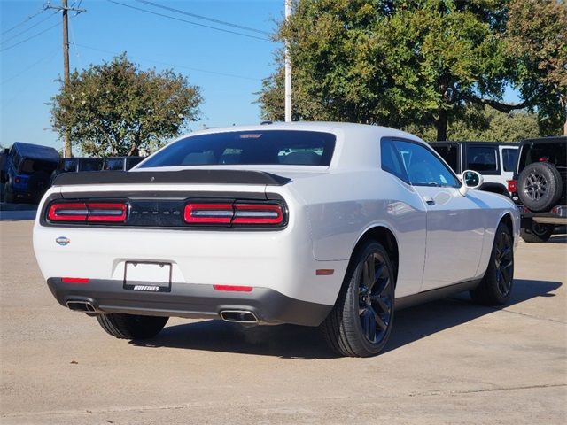 2023 Dodge Challenger SXT