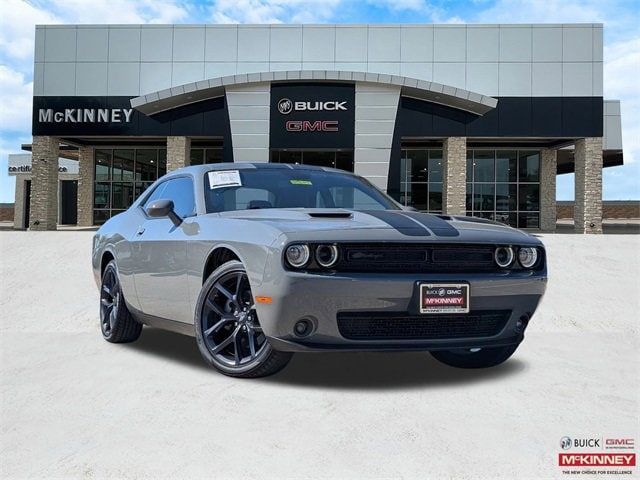 2023 Dodge Challenger SXT