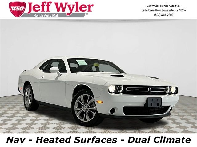 2023 Dodge Challenger SXT