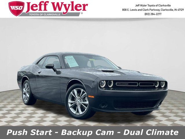 2023 Dodge Challenger SXT