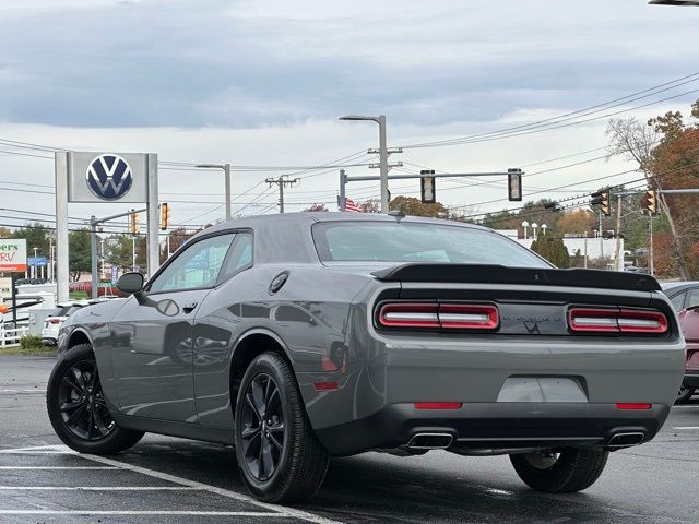 2023 Dodge Challenger SXT